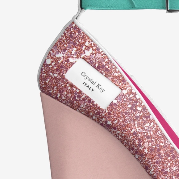 Crystal Key Limited Edition - Picture 3 of 9